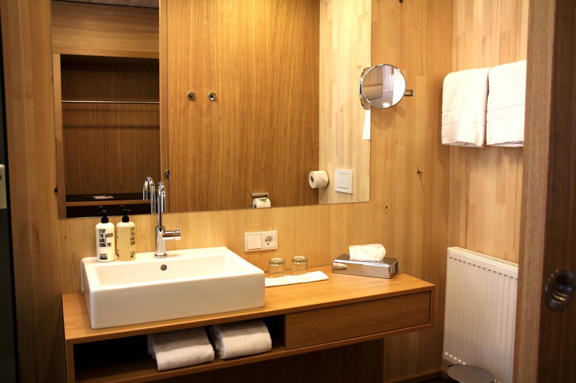 Hotel Am Garnmarkt Goetzis Phòng bức ảnh