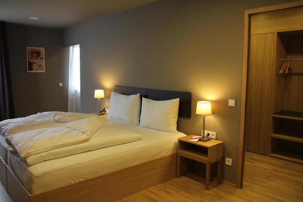 Hotel Am Garnmarkt Goetzis Phòng bức ảnh